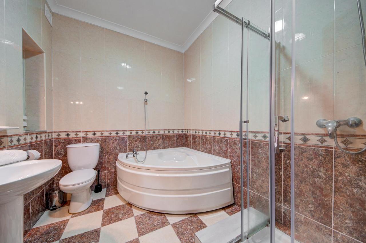 Few minutes off Sliema Promenade 3-bedroom apartment Buitenkant foto