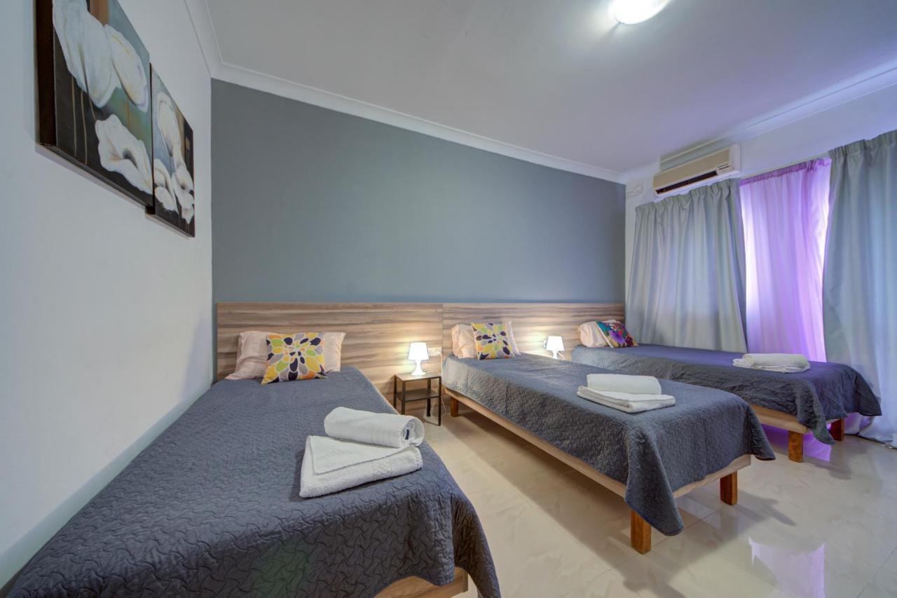 Few minutes off Sliema Promenade 3-bedroom apartment Buitenkant foto