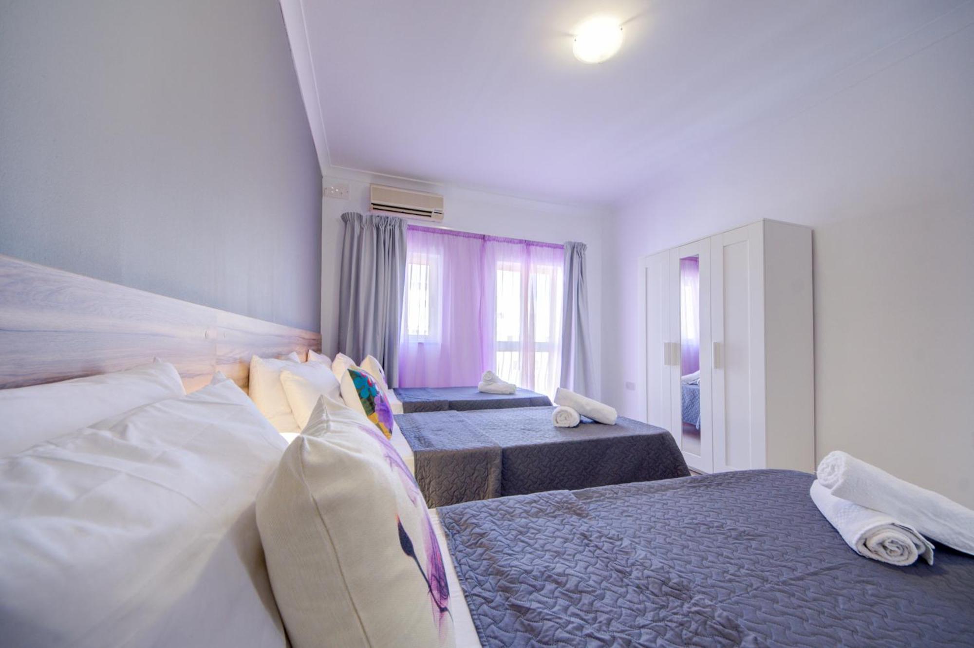 Few minutes off Sliema Promenade 3-bedroom apartment Buitenkant foto