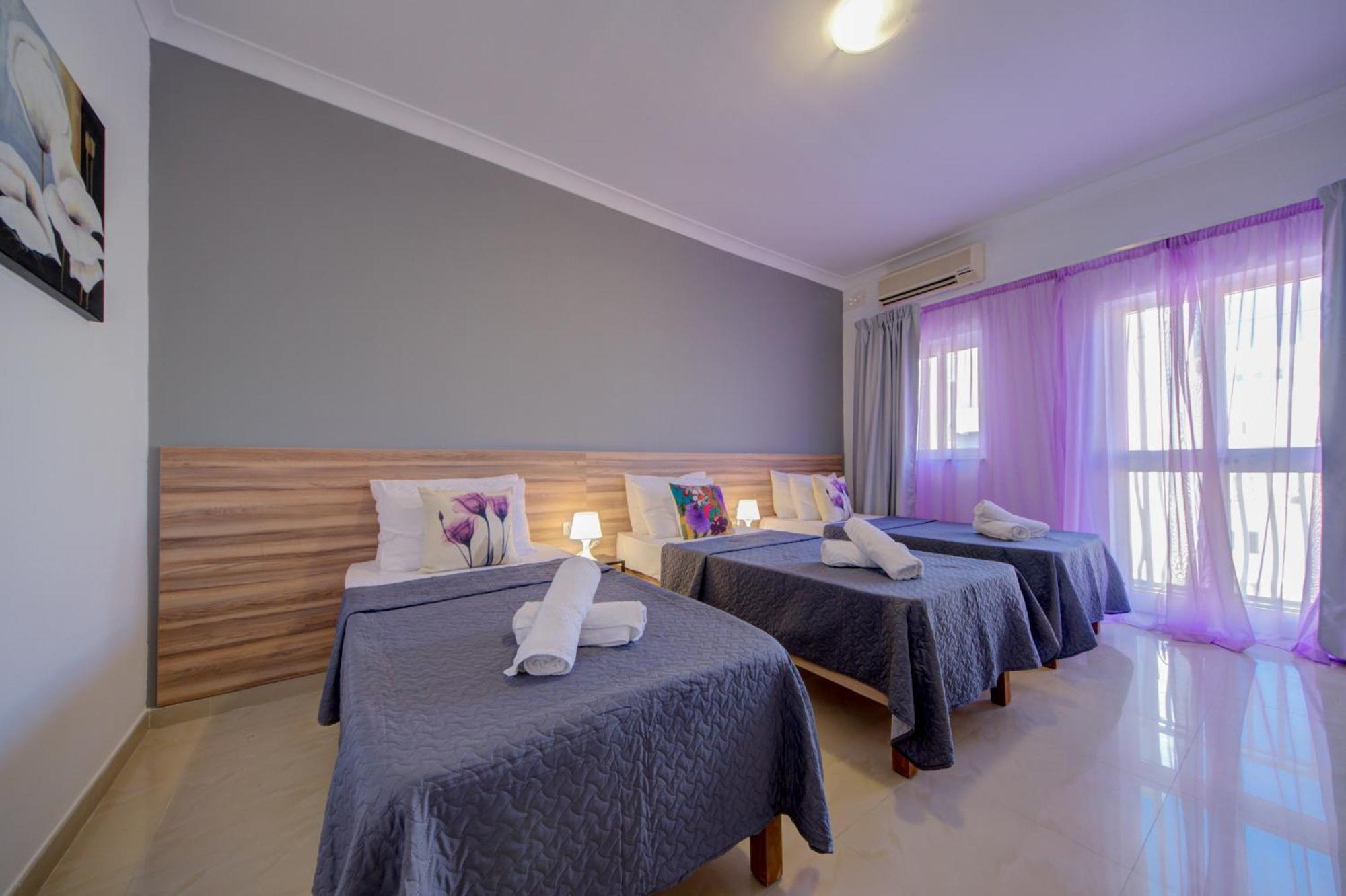 Few minutes off Sliema Promenade 3-bedroom apartment Buitenkant foto